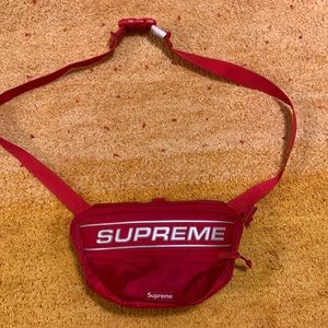 Supreme logo waist bag